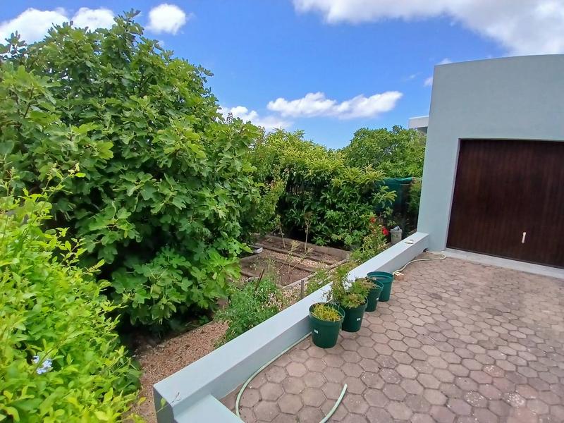 3 Bedroom Property for Sale in Stilbaai Wes Western Cape